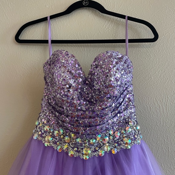 Maggie Sottoro formal gown - Picture 2 of 11